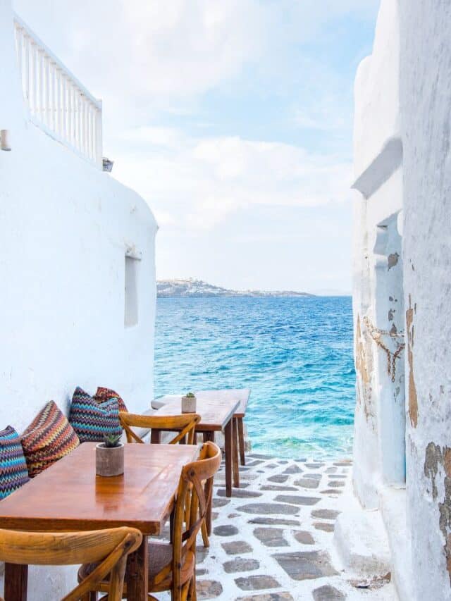 Table with sea view in Greece